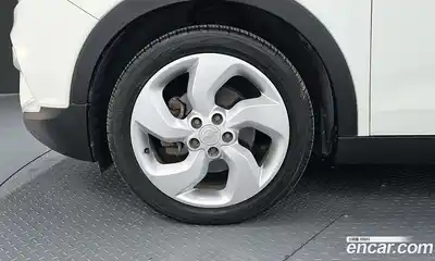 SsangYong TIBOLI 2015 1.6 Автомат в Москве № 421191, миниатюра 5