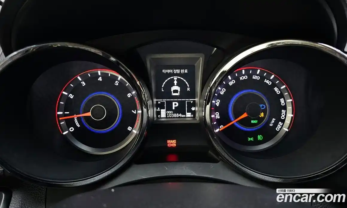 SsangYong TIBOLI 2015 1.6 Автомат в Москве № 421191, фото 8