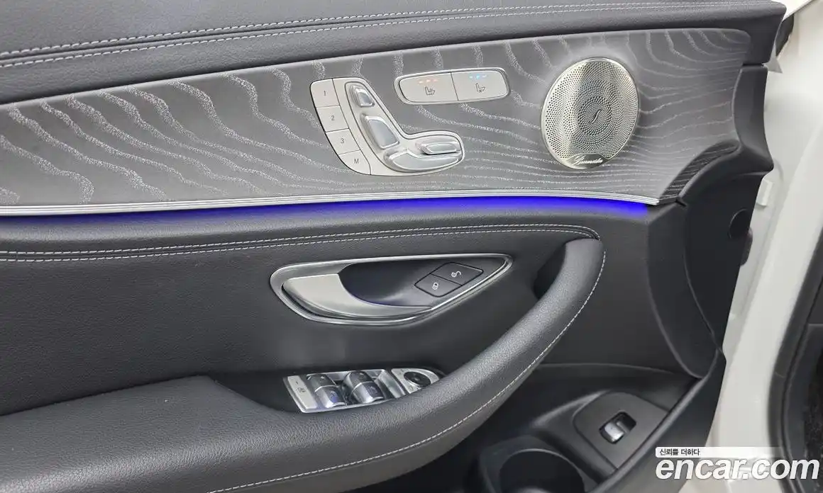 Mercedes-Benz E-Class 2022 2.0 Автомат в Москве № 427660, фото 16