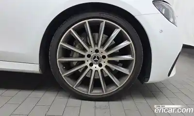 Mercedes-Benz E-Class 2022 2.0 Автомат в Москве № 427660, миниатюра 5