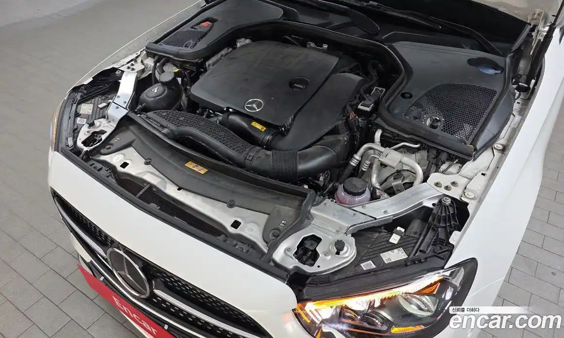 Mercedes-Benz E-Class 2022 2.0 Автомат в Москве № 427660, фото 6