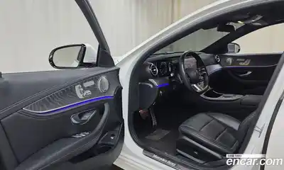 Mercedes-Benz E-Class 2022 2.0 Автомат в Москве № 427660, миниатюра 10