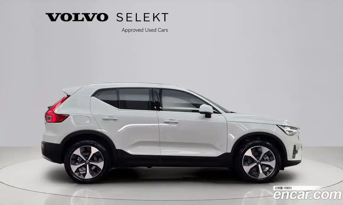 Volvo XC40 2025 2.0 Автомат в Москве № 430269, фото 3