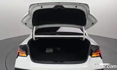 Hyundai Avante 2026 1.6 Автомат в Москве № 43106, миниатюра 5