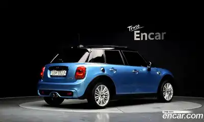 Mini Cooper, 2016