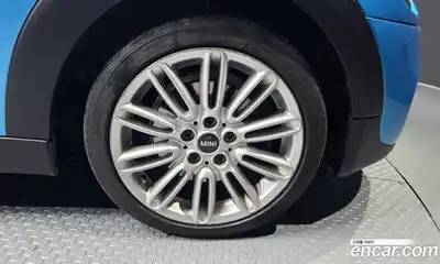 Mini Cooper 2016 2.0 Автомат в Москве № 431978, миниатюра 4