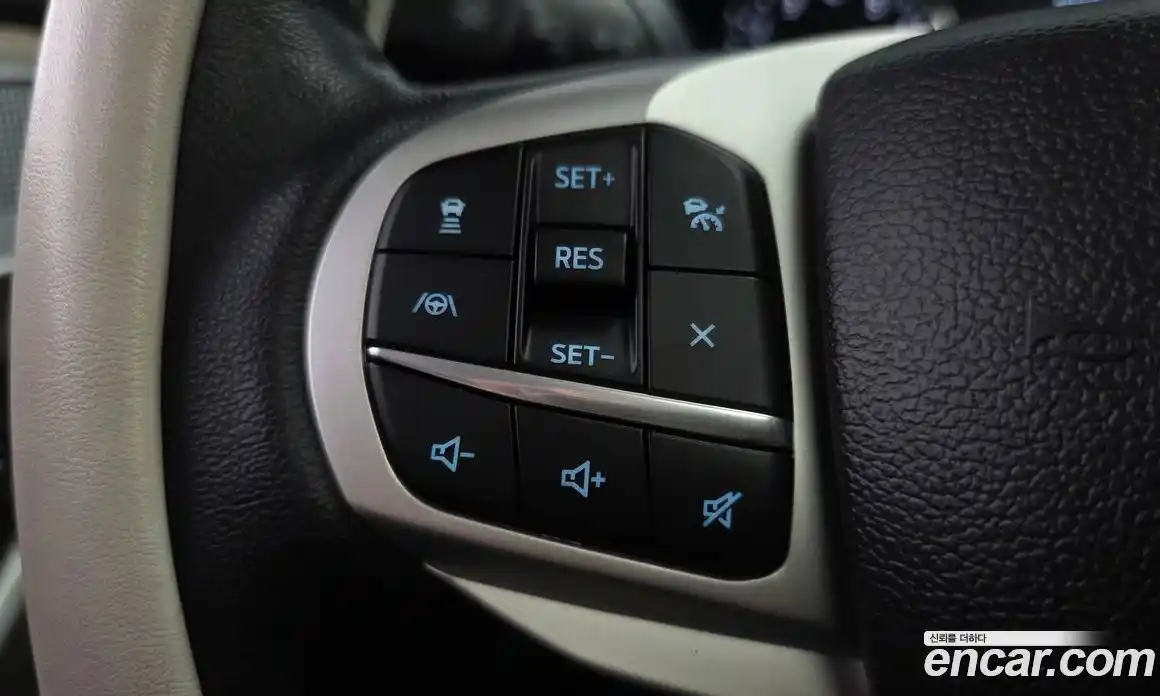 Ford Explorer 2023 2.3 Автомат в Москве № 432886, фото 18