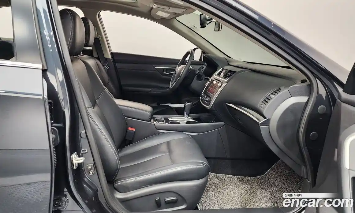 Nissan Altima 2017 2.5 Автомат в Москве № 433791, фото 11