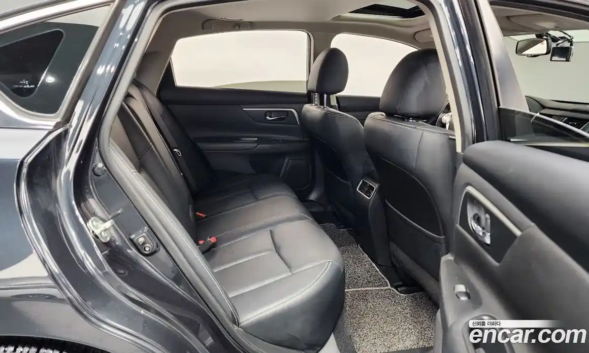 Nissan Altima 2017 2.5 Автомат в Москве № 433791, фото 12