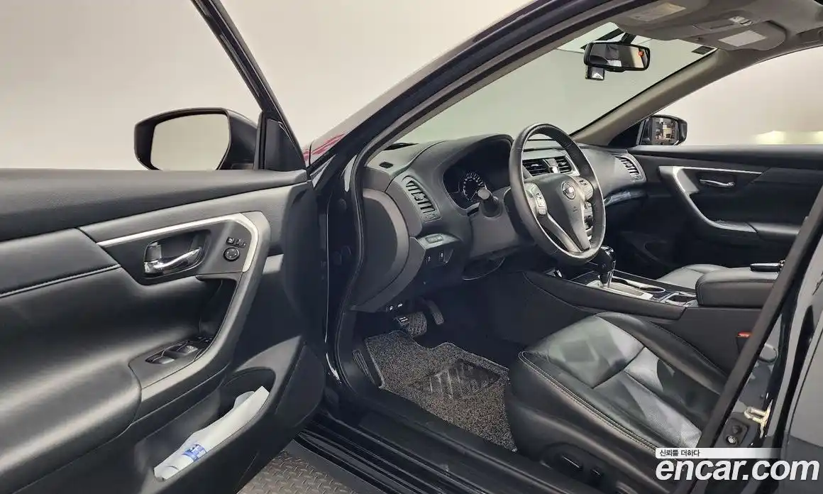 Nissan Altima 2017 2.5 Автомат в Москве № 433791, фото 10