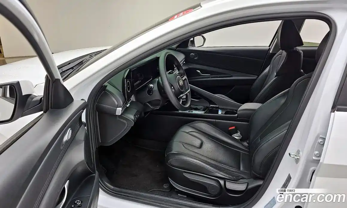 Hyundai Avante 2024 1.6 Автомат в Москве № 449934, фото 10