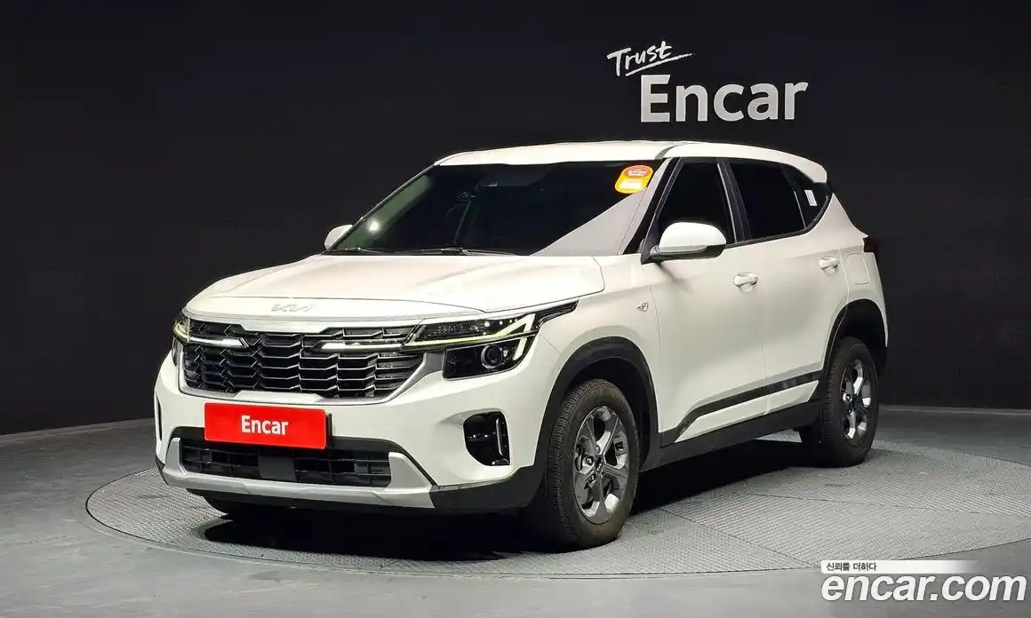 Kia Seltos 2024 1.6 Автомат в Москве № 451925, фото 1