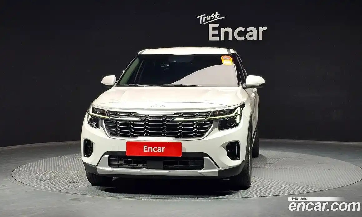 Kia Seltos 2024 1.6 Автомат в Москве № 451925, фото 3