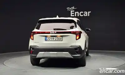 Kia Seltos 2024 1.6 Автомат в Москве № 451925, миниатюра 4