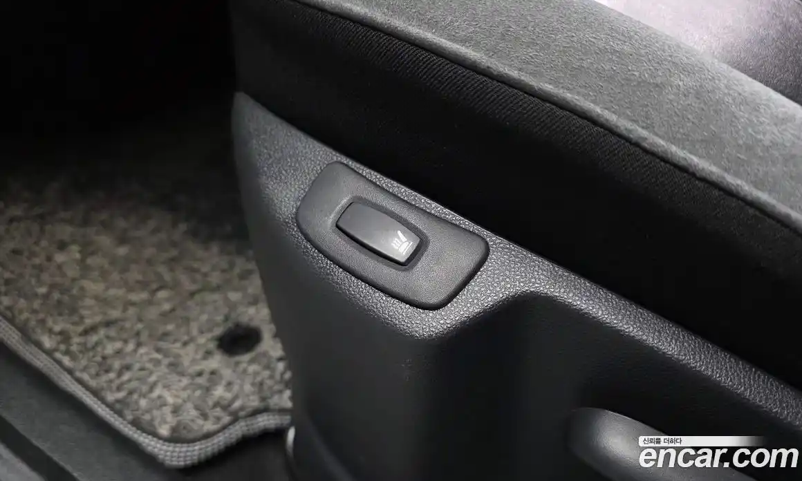 Renault QM3 2018 1.5 Автомат в Москве № 456066, фото 17