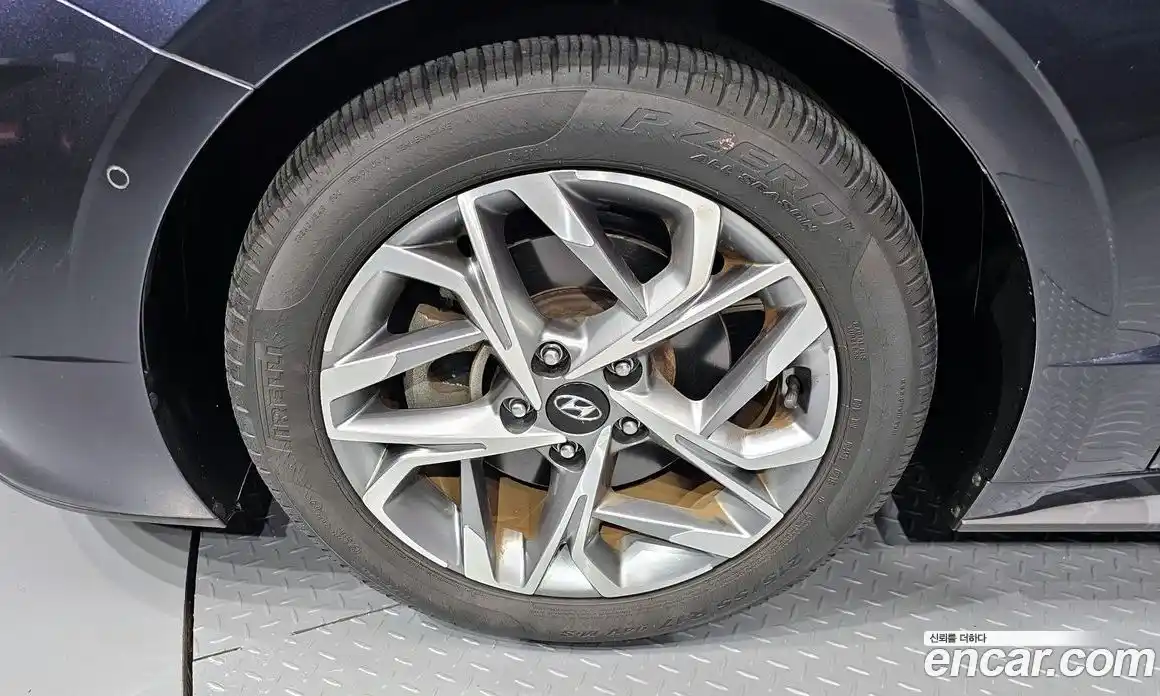 Hyundai Sonata 2020 2.0 Автомат в Москве № 47917, фото 4