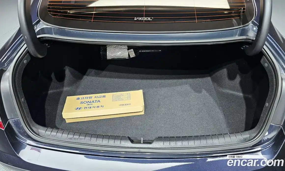 Hyundai Sonata 2020 2.0 Автомат в Москве № 47917, фото 8