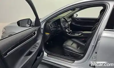 Hyundai Grandeur 2017 2.4 Автомат в Москве № 48050, миниатюра 11