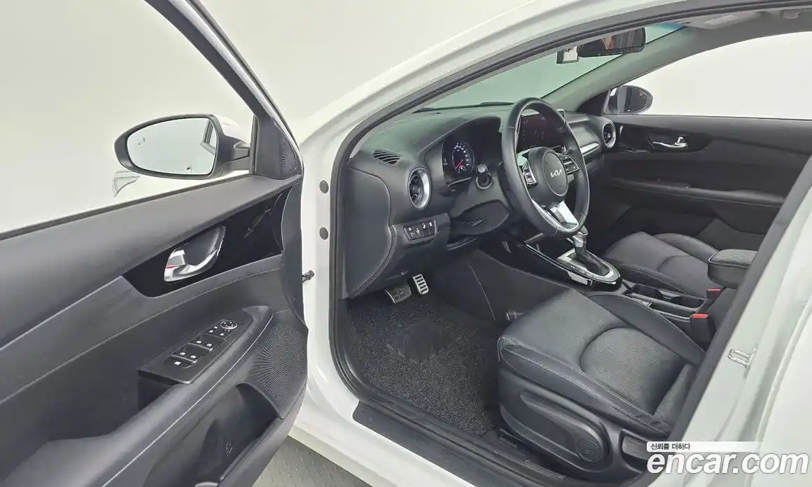 Kia K3 2023 1.6 Автомат в Москве № 50968, фото 18