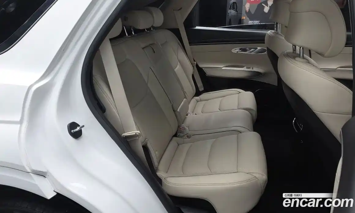 Genesis GV70 2023 2.5 Автомат в Москве № 57884, фото 12