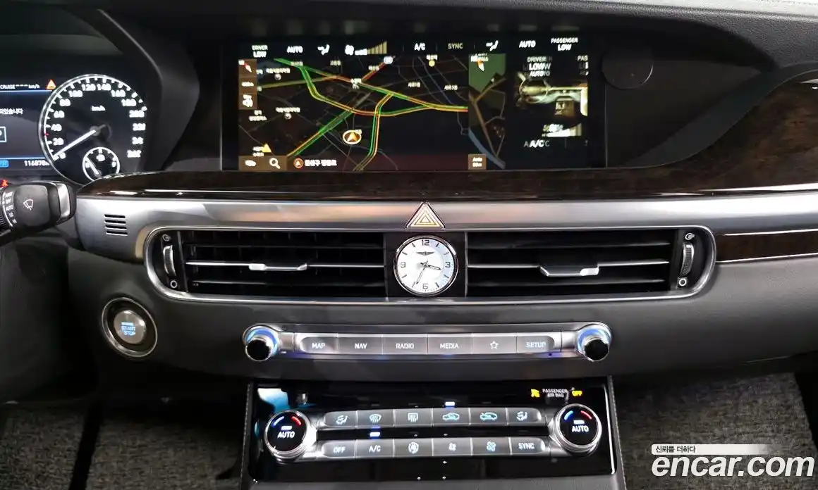 Genesis G90 2019 3.8 Автомат в Москве № 58047, фото 16