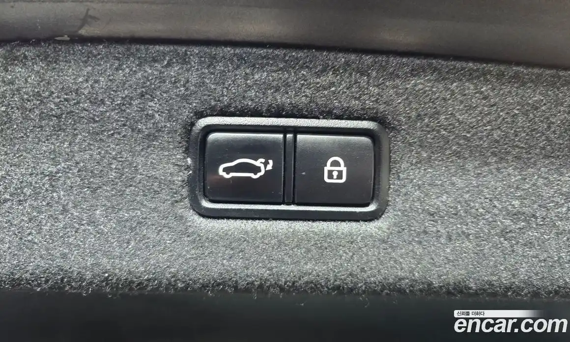 Genesis EQ900 2016 5.0 Автомат в Москве № 58578, фото 10