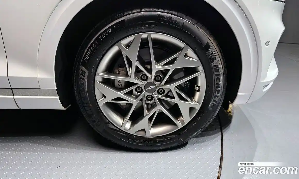 Genesis GV70 2024 2.5 Автомат в Москве № 84799, фото 13