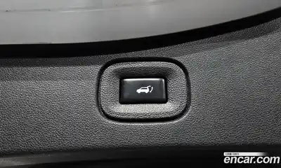 Genesis GV70 2024 2.5 Автомат в Москве № 84799, миниатюра 4