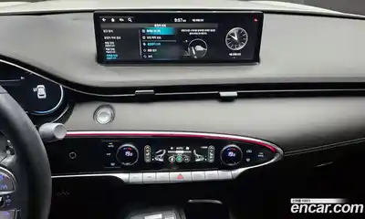 Genesis GV70 2024 2.5 Автомат в Москве № 84799, миниатюра 9