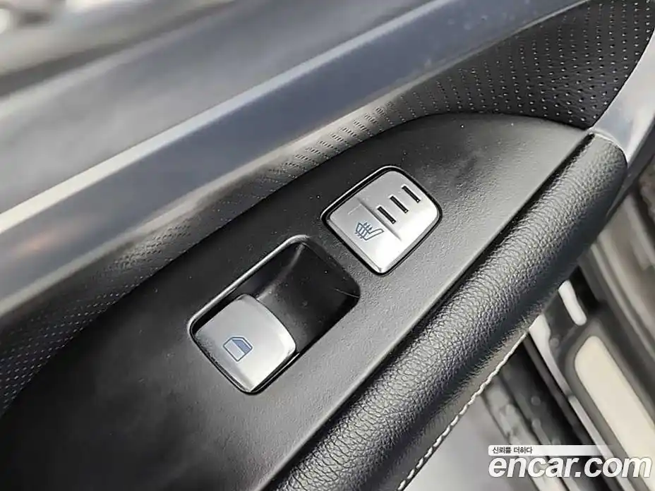 Genesis G70 2018 2.0 Автомат в Москве № 85032, фото 14