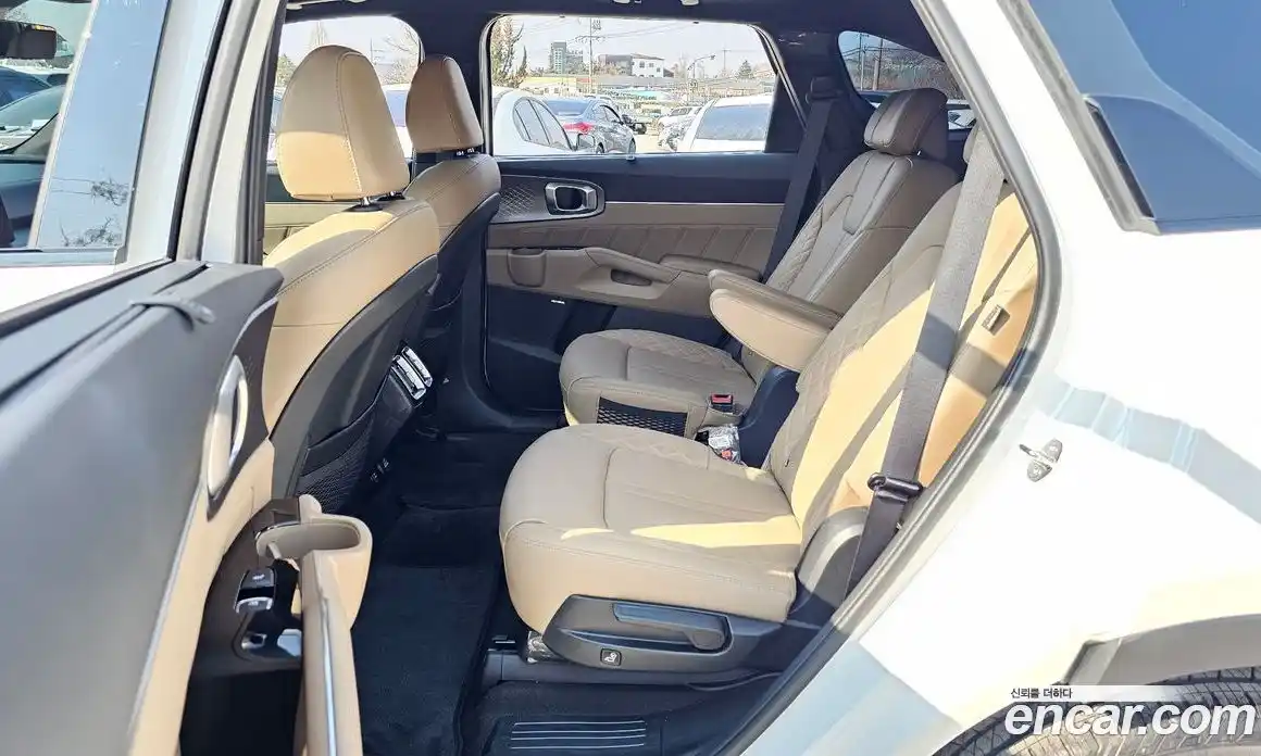 Kia Sorento 2024 1.6 Автомат в Москве № 96037, фото 11