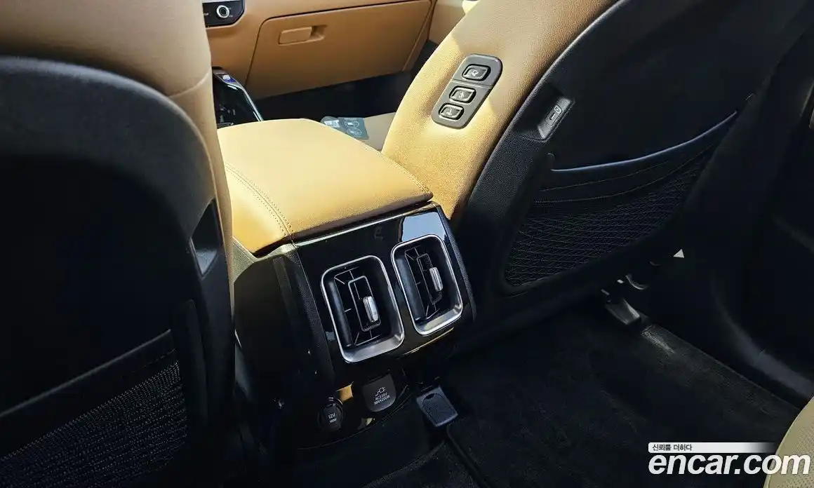 Kia Sorento 2024 1.6 Автомат в Москве № 96037, фото 19