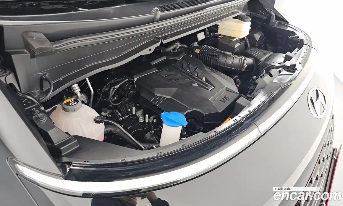 Hyundai Staria 2023 3.5 Автомат в Москве № 10287, фото 15