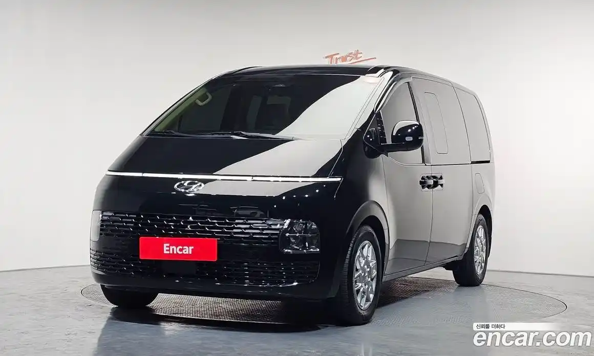 Hyundai Staria 2023 3.5 Автомат в Москве № 10287, фото 9