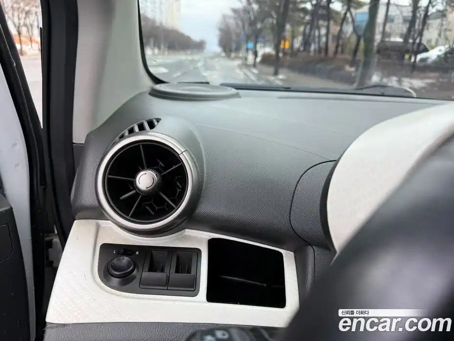 Chevrolet Spark 2012 1.0 Механическая в Москве № 105401, фото 17