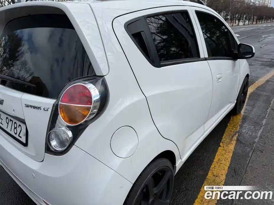 Chevrolet Spark 2012 1.0 Механическая в Москве № 105401, фото 4