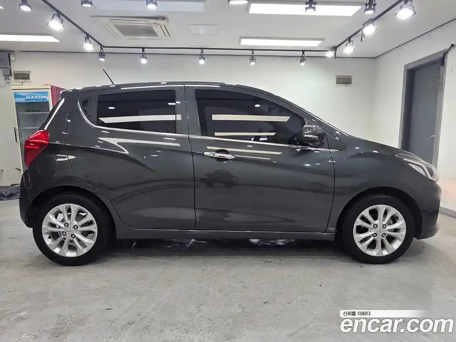 Chevrolet Spark 2020 1.0 Автомат в Москве № 105841, фото 4