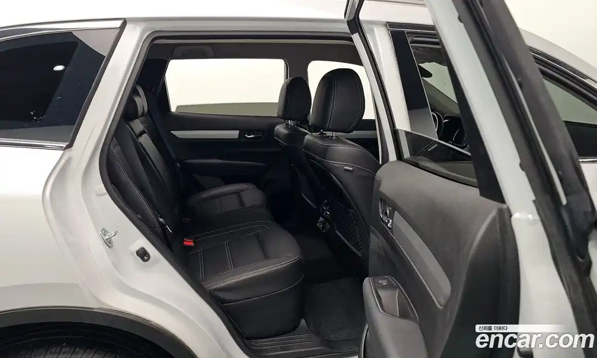 Renault QM6 2024 2.0 Автомат в Москве № 105982, фото 4