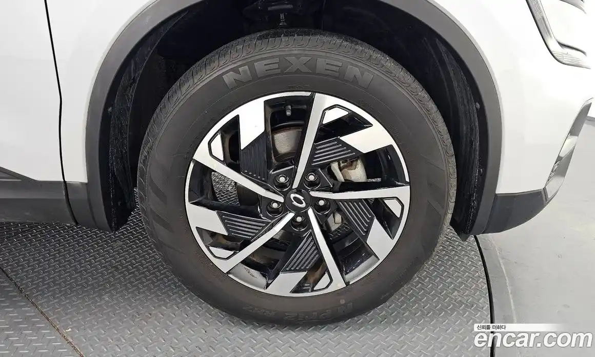 Renault QM6 2024 2.0 Автомат в Москве № 105982, фото 5