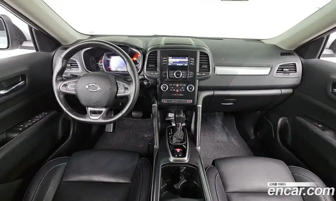 Renault QM6 2024 2.0 Автомат в Москве № 105982, фото 8