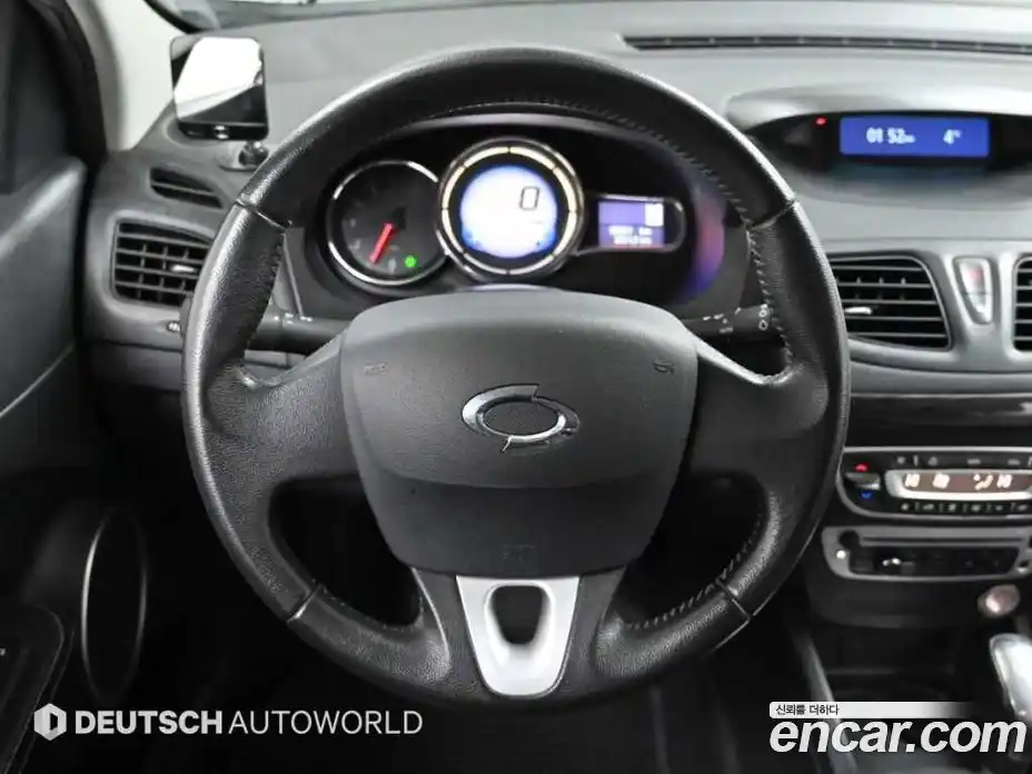 Renault SM3 2013 1.6 Автомат в Москве № 106207, фото 13