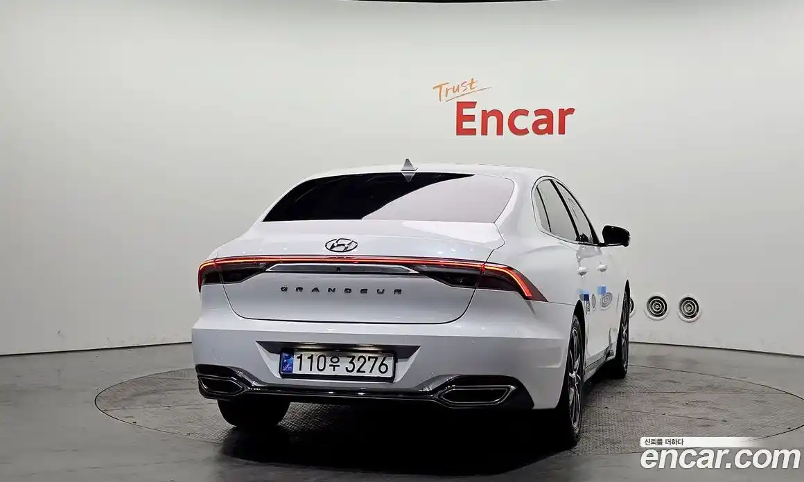 Hyundai Grandeur 2022 2.5 Автомат в Москве № 108913, фото 19