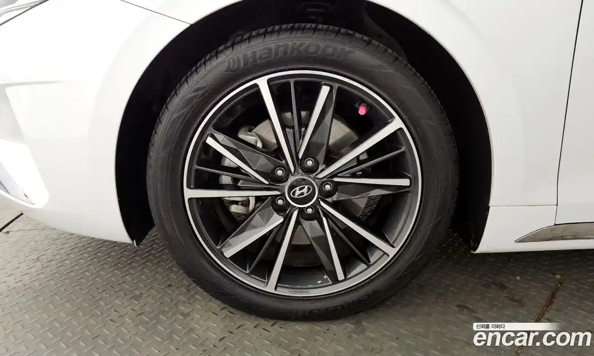 Hyundai Grandeur 2022 2.5 Автомат в Москве № 108913, фото 6