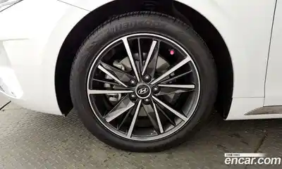 Hyundai Grandeur 2022 2.5 Автомат в Москве № 108913, миниатюра 6