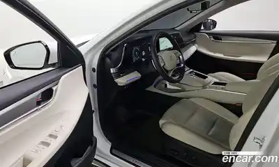 Hyundai Grandeur 2022 2.5 Автомат в Москве № 108913, миниатюра 10