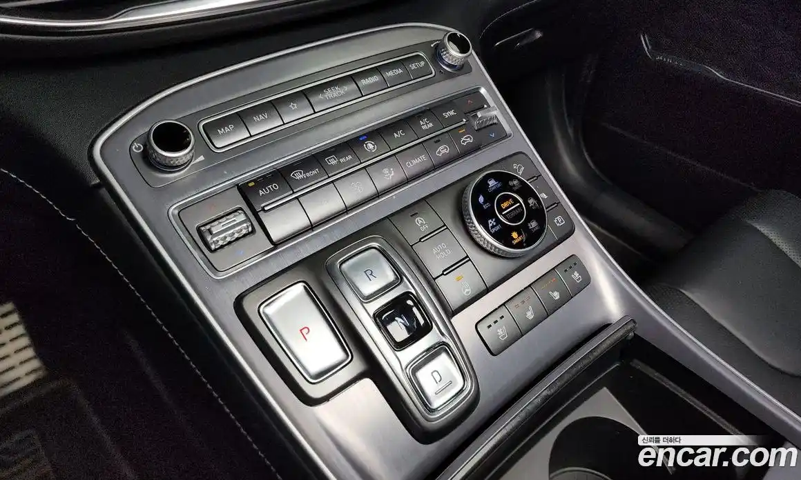 Hyundai Santa Fe 2021 2.5 Автомат в Москве № 111392, фото 13