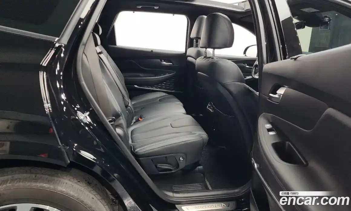 Hyundai Santa Fe 2021 2.5 Автомат в Москве № 111392, фото 9