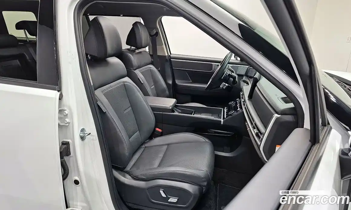 Hyundai Santa Fe 2024 1.6 Автомат в Москве № 111432, фото 19