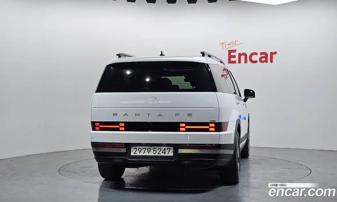 Hyundai Santa Fe 2024 1.6 Автомат в Москве № 111432, фото 4