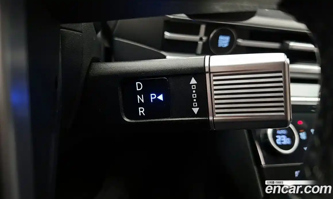 Hyundai Santa Fe 2024 1.6 Автомат в Москве № 111432, фото 9